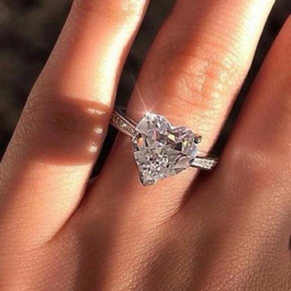 DIAMOND 925 STERLING SILVER HEART ENGAGEMENT RING, CUTE RING, SHINY RING. - Picture 1 of 5